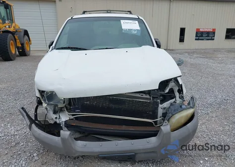 2002 Ford Escape Xlt Choice/Xlt Midnight/Xlt Premium/Xlt Sport z USA, uszkodzony, nr VIN 1FMYU04172KA62069